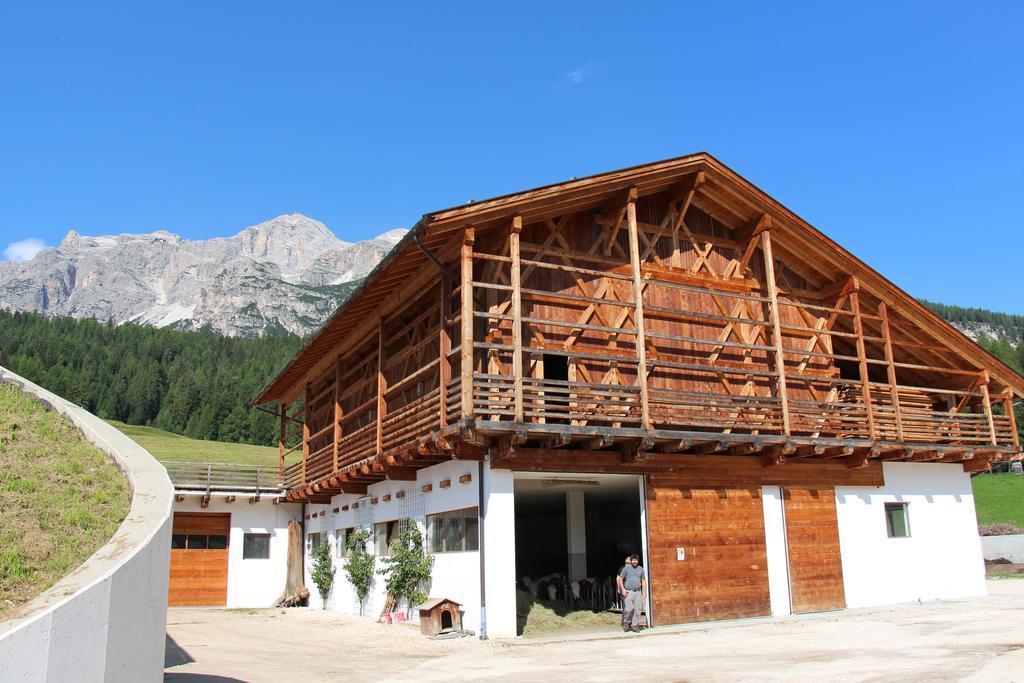 Jaegerhaus Agriturismo Cortina dʼAmpezzo Eksteriør bilde